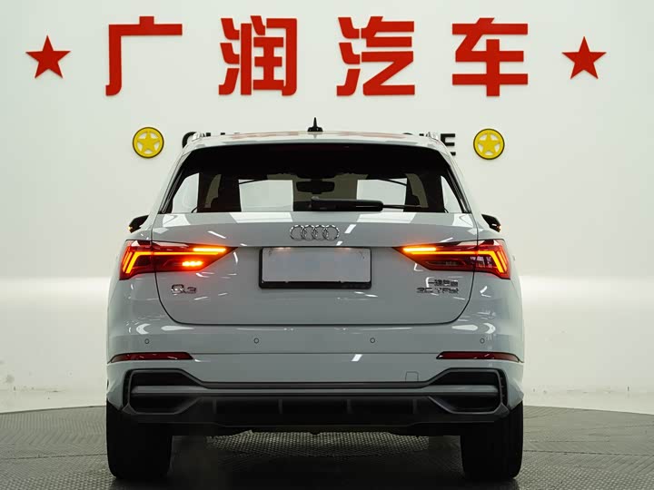 Фото 4 - Audi Q3