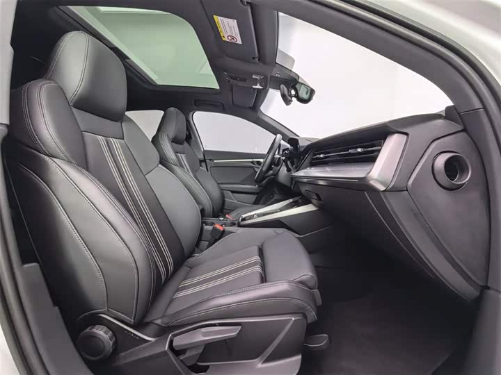 Фото 13 - Audi A3