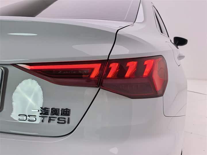 Фото 18 - Audi A3