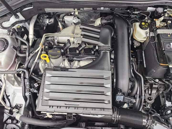 Фото 19 - Audi A3