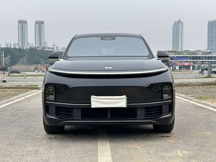 Фото 1 - LiXiang L8