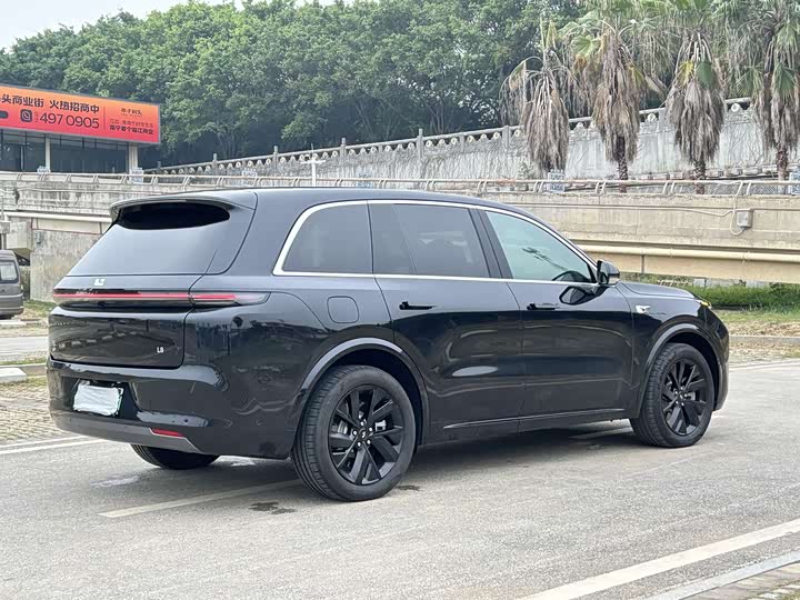 Фото 14 - LiXiang L8