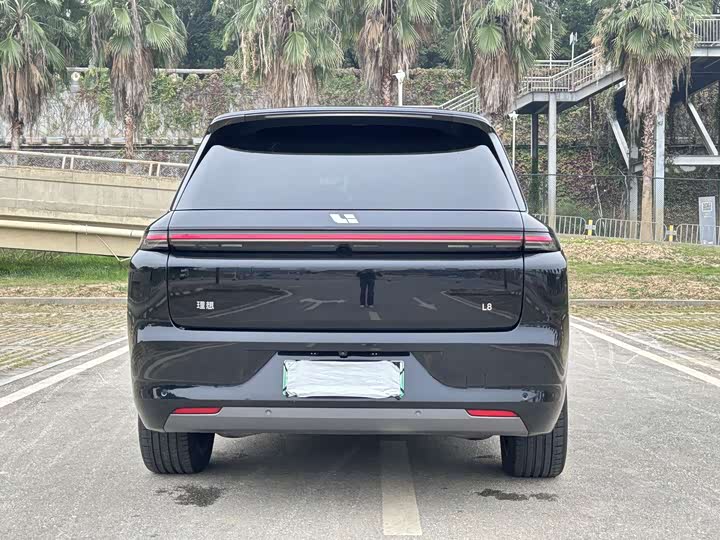 Фото 2 - LiXiang L8