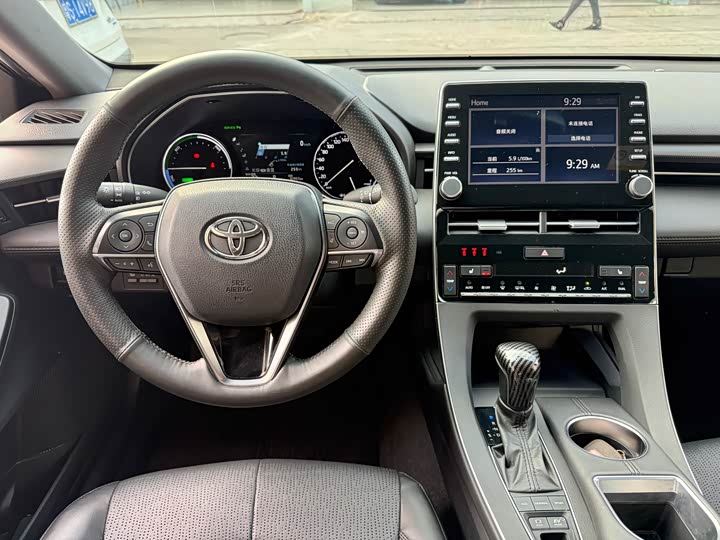 Фото 9 - Toyota Avalon