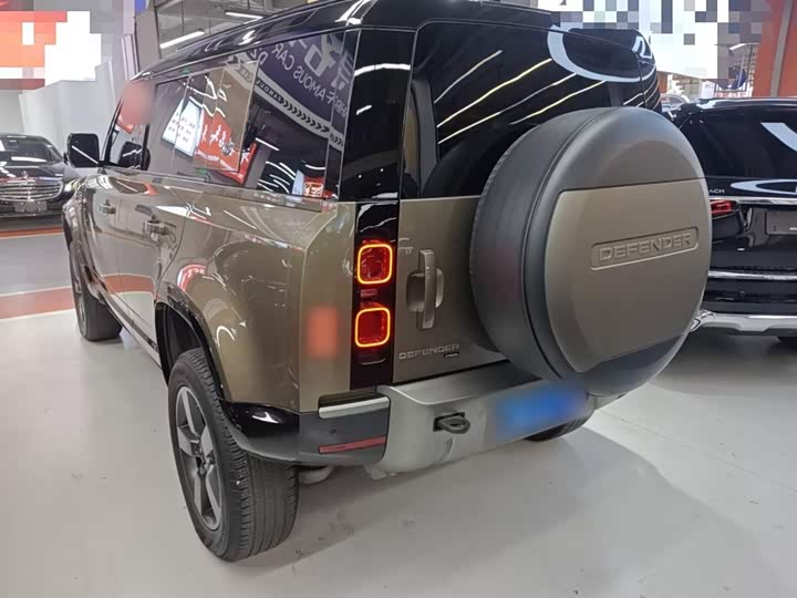 Фото 5 - Land Rover Defender