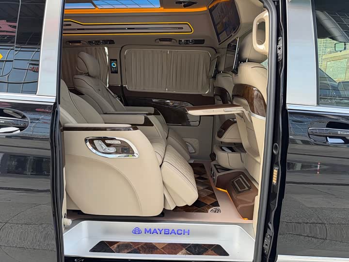 Фото 16 - Mercedes-Benz Vito