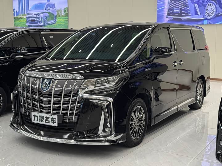 Фото 1 - Toyota Alphard