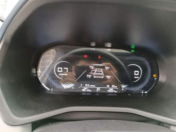 Фото 12 - Geely Emgrand