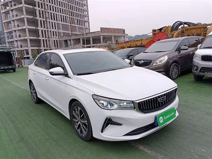 Фото 4 - Geely Emgrand