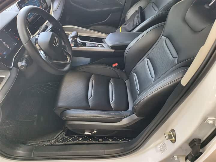 Фото 15 - Geely Preface