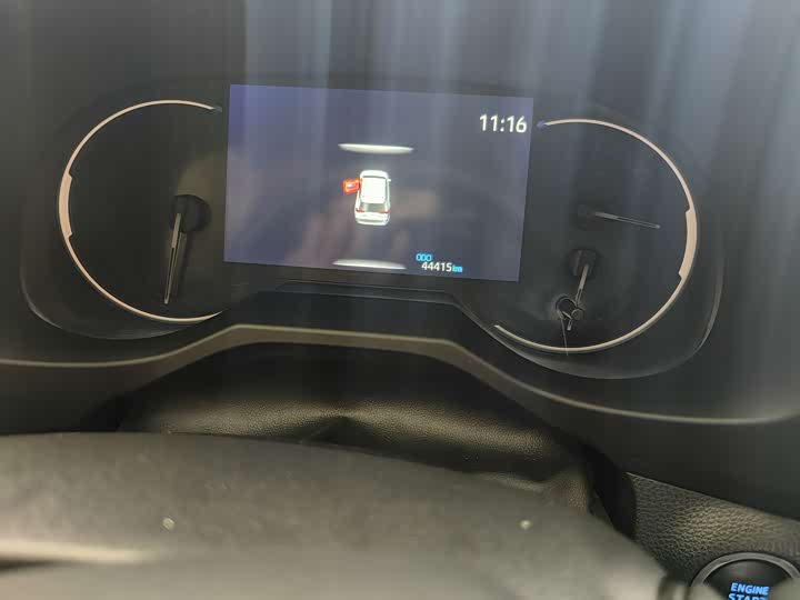 Фото 11 - Toyota RAV4