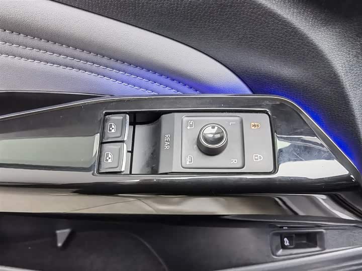 Фото 9 - Volkswagen ID.4 Crozz