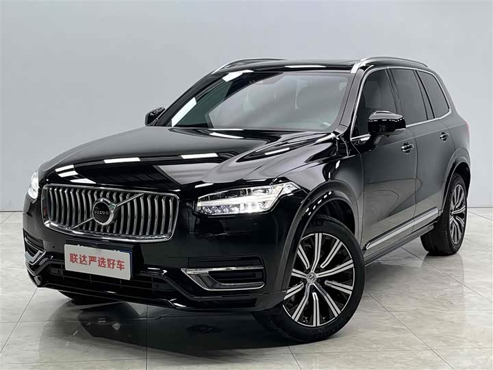Фото 2 - Volvo XC90
