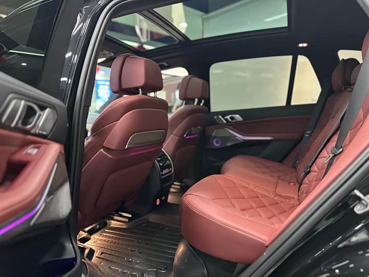 Фото 12 - BMW X5