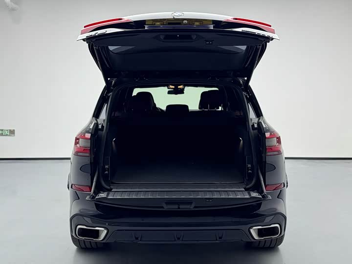 Фото 18 - BMW X5