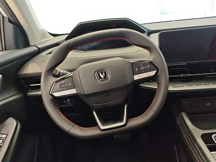 Фото 15 - Changan CS55 Plus