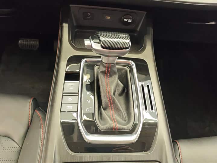 Фото 16 - Changan CS55 Plus