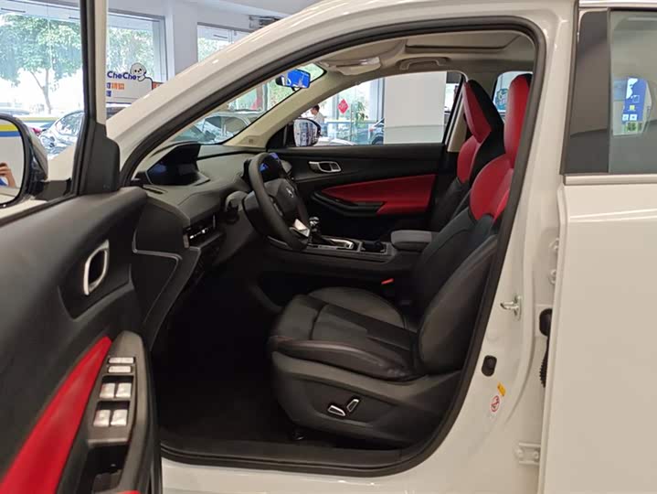 Фото 9 - Changan CS55 Plus