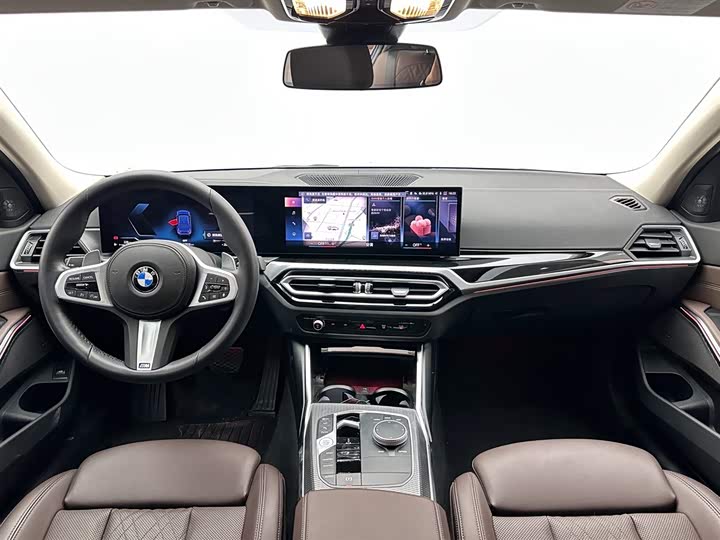 Фото 10 - BMW 3 Series