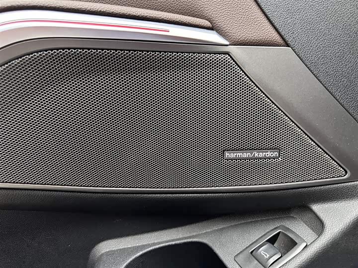 Фото 15 - BMW 3 Series