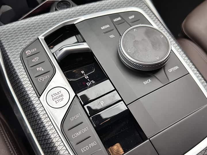 Фото 16 - BMW 3 Series