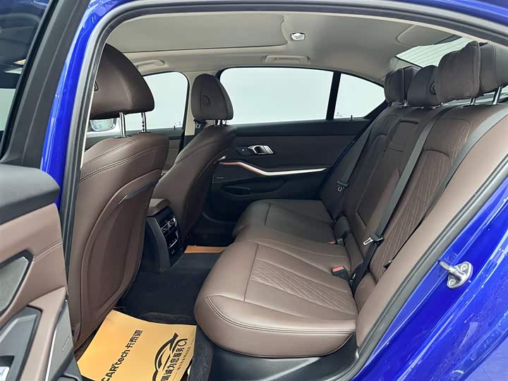 Фото 9 - BMW 3 Series