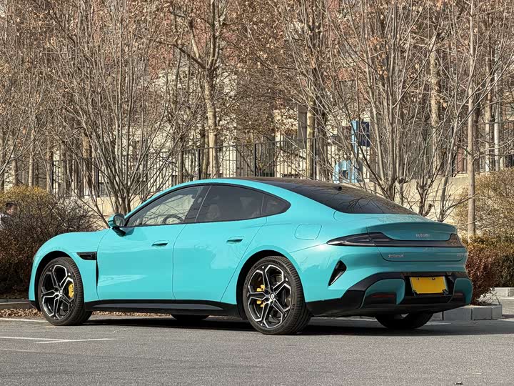 Фото 4 - Xiaomi SU7