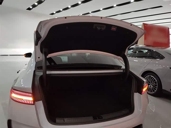 Фото 9 - BYD Seal