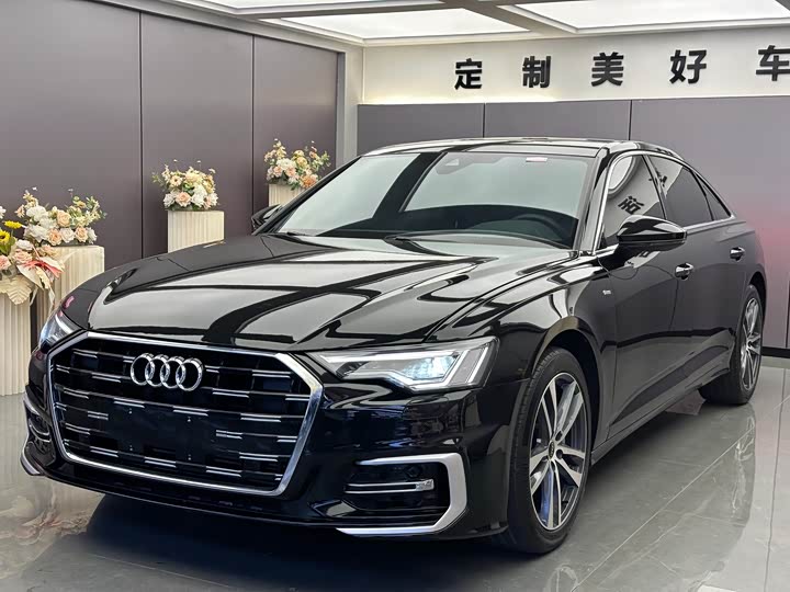 Фото 1 - Audi A6L