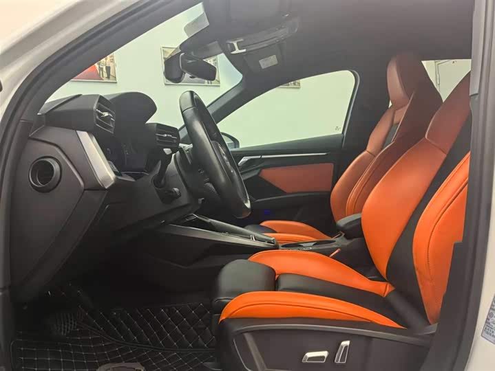 Фото 9 - Audi A3