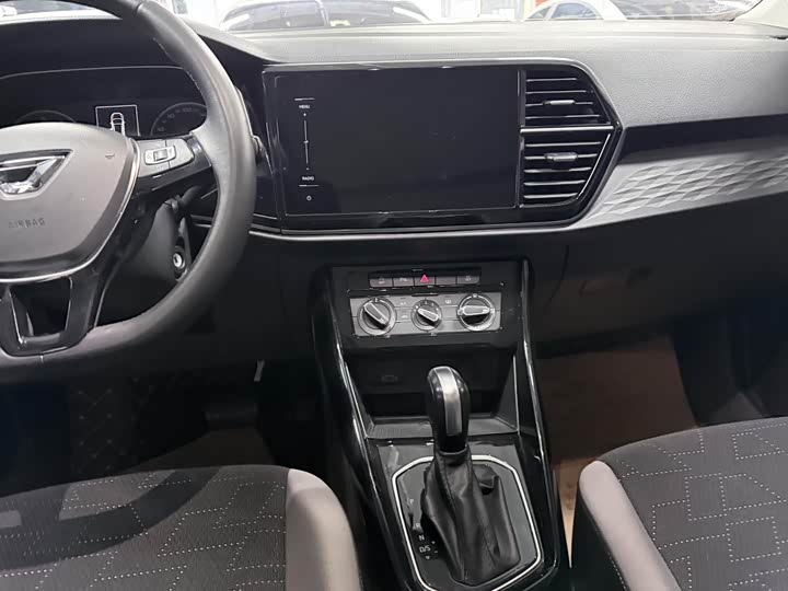 Фото 15 - Jetta VS7