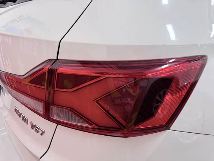 Фото 17 - Jetta VS7