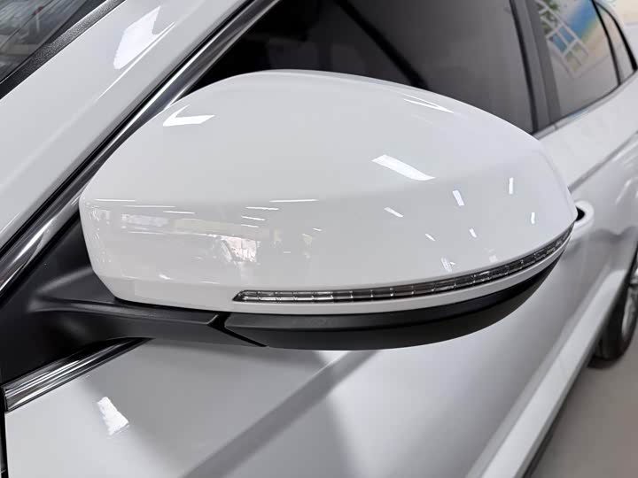 Фото 3 - Jetta VS7