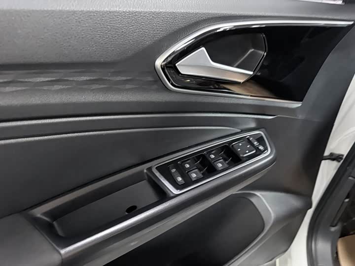 Фото 8 - Jetta VS7