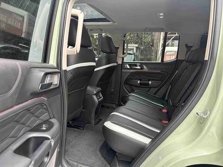 Фото 15 - Tank 300