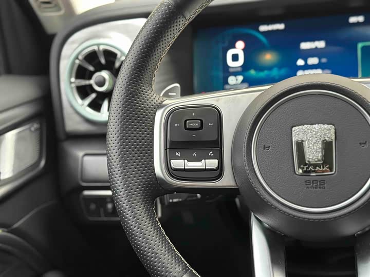 Фото 22 - Tank 300