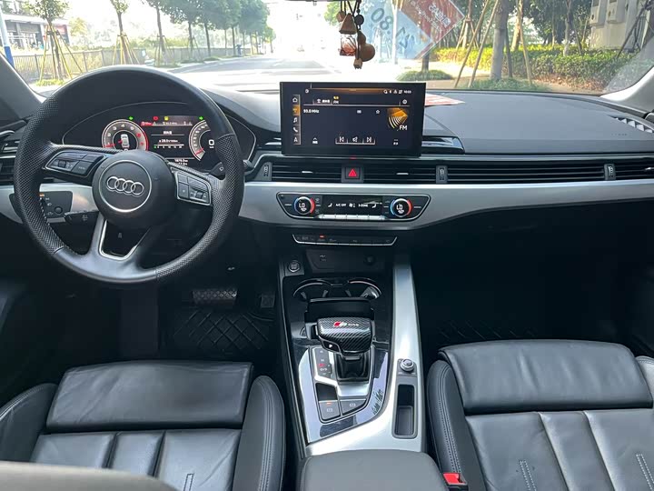 Фото 8 - Audi A5