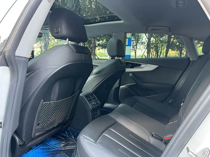 Фото 9 - Audi A5