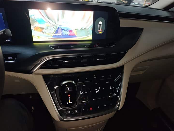 Фото 13 - Buick GL8 ES