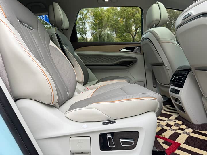 Фото 20 - Dongfeng Forthing Yacht