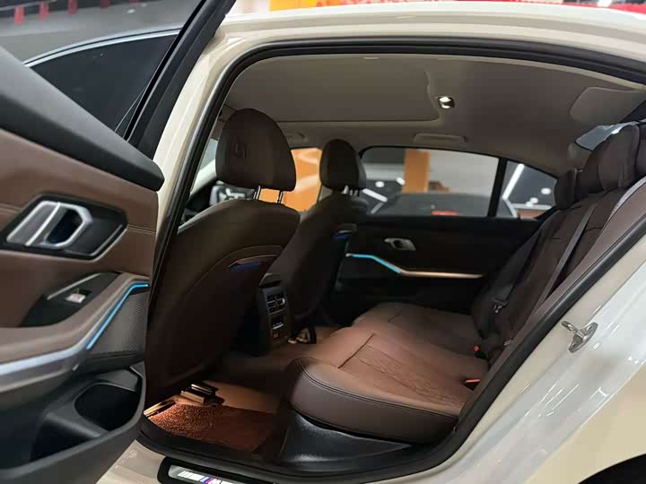 Фото 3 - BMW 3 Series