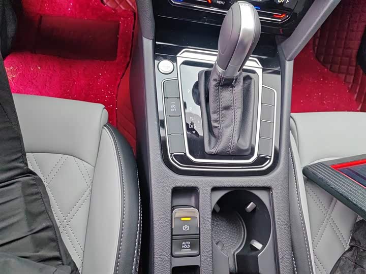 Фото 6 - Volkswagen Magotan