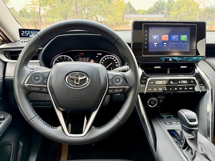 Фото 11 - Toyota Venza