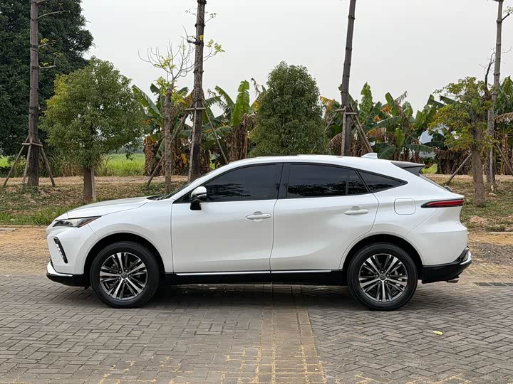 Фото 14 - Toyota Venza