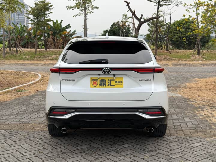 Фото 3 - Toyota Venza