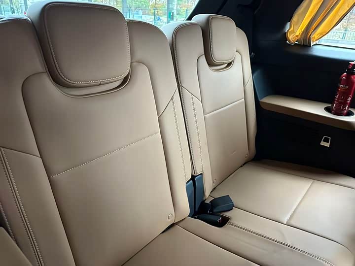 Фото 9 - LiXiang One