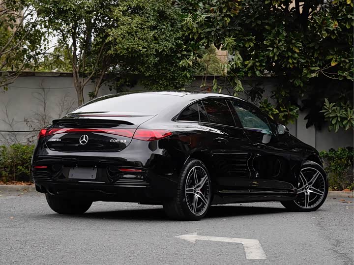 Фото 5 - Mercedes-Benz EQE AMG