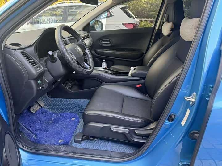 Фото 6 - Honda Vezel