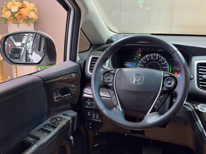 Фото 20 - Honda Odyssey