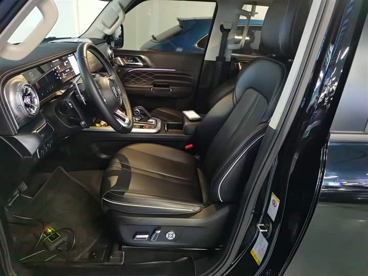 Фото 15 - Tank 300